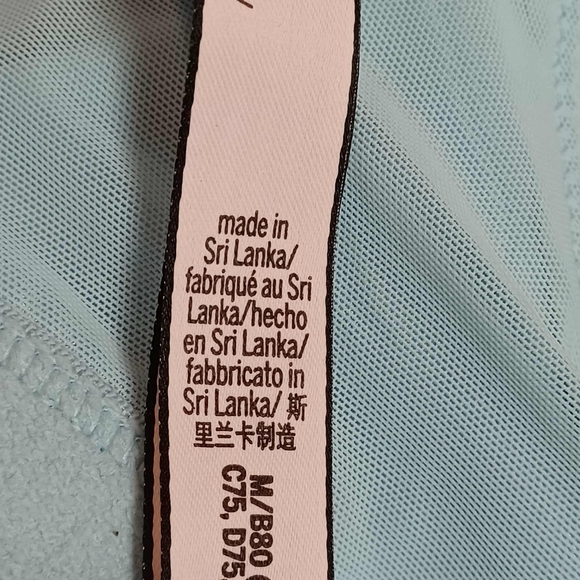 Victoria’s Secret Size Medium Wireless Light Blue Strappy Back Lounge Bra‎ - Picture 4 of 8